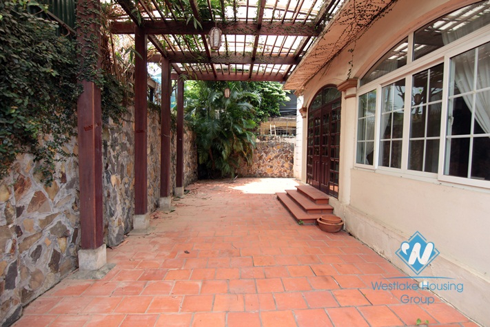 French villa with large yard and garden for rent in Tay Ho, Hanoi